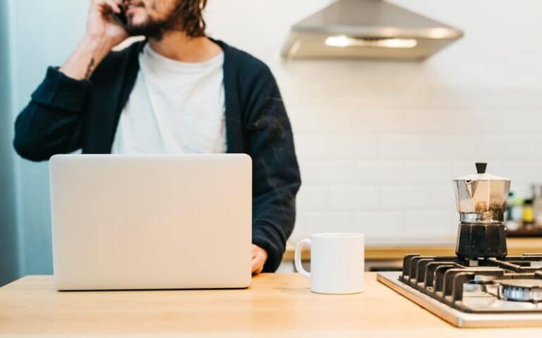 contrata gas y electricidad con Remica