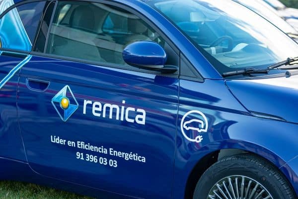 flota vehículos eléctricos remica
